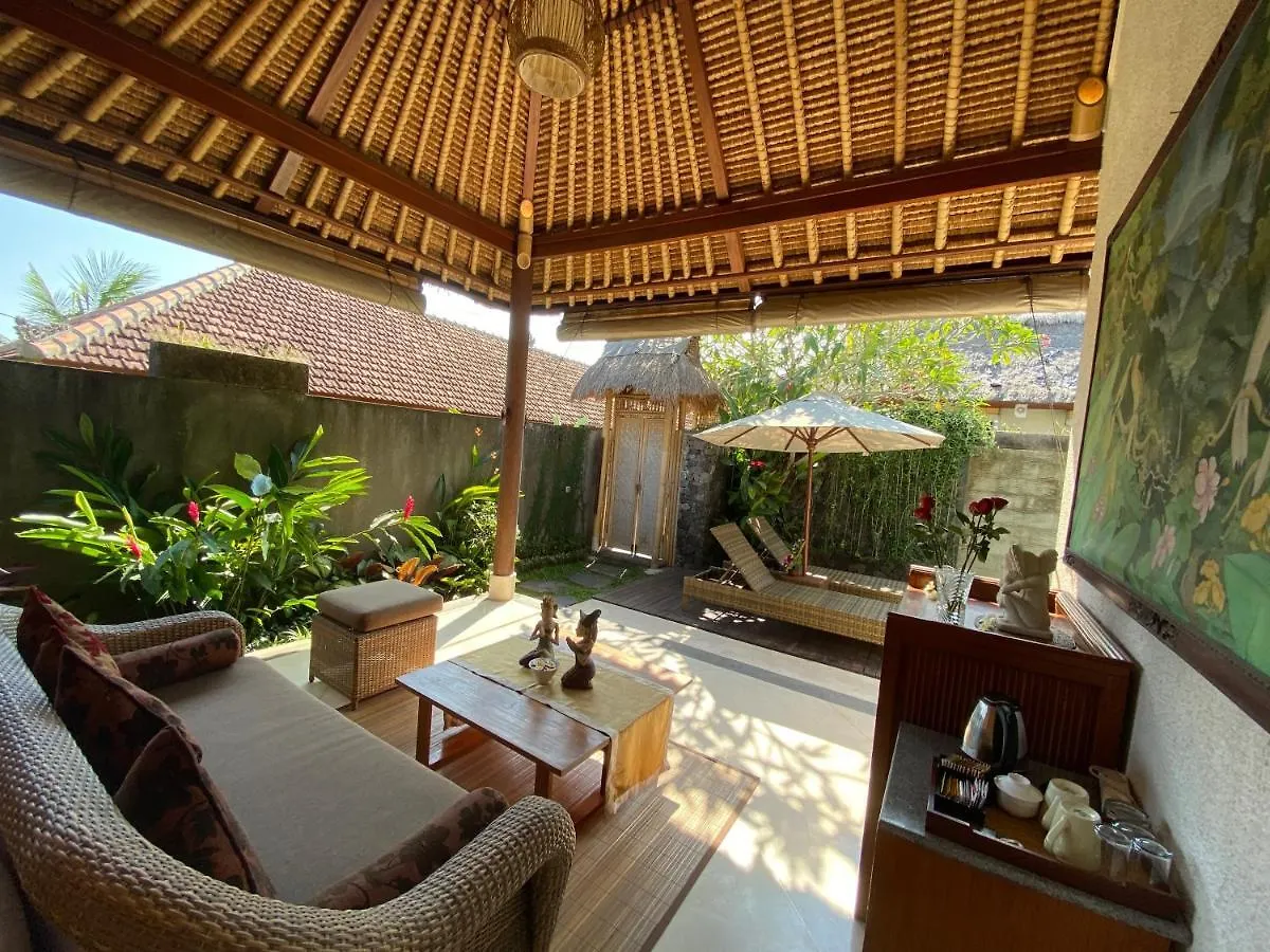 Rumah Dadong Ubud Vila