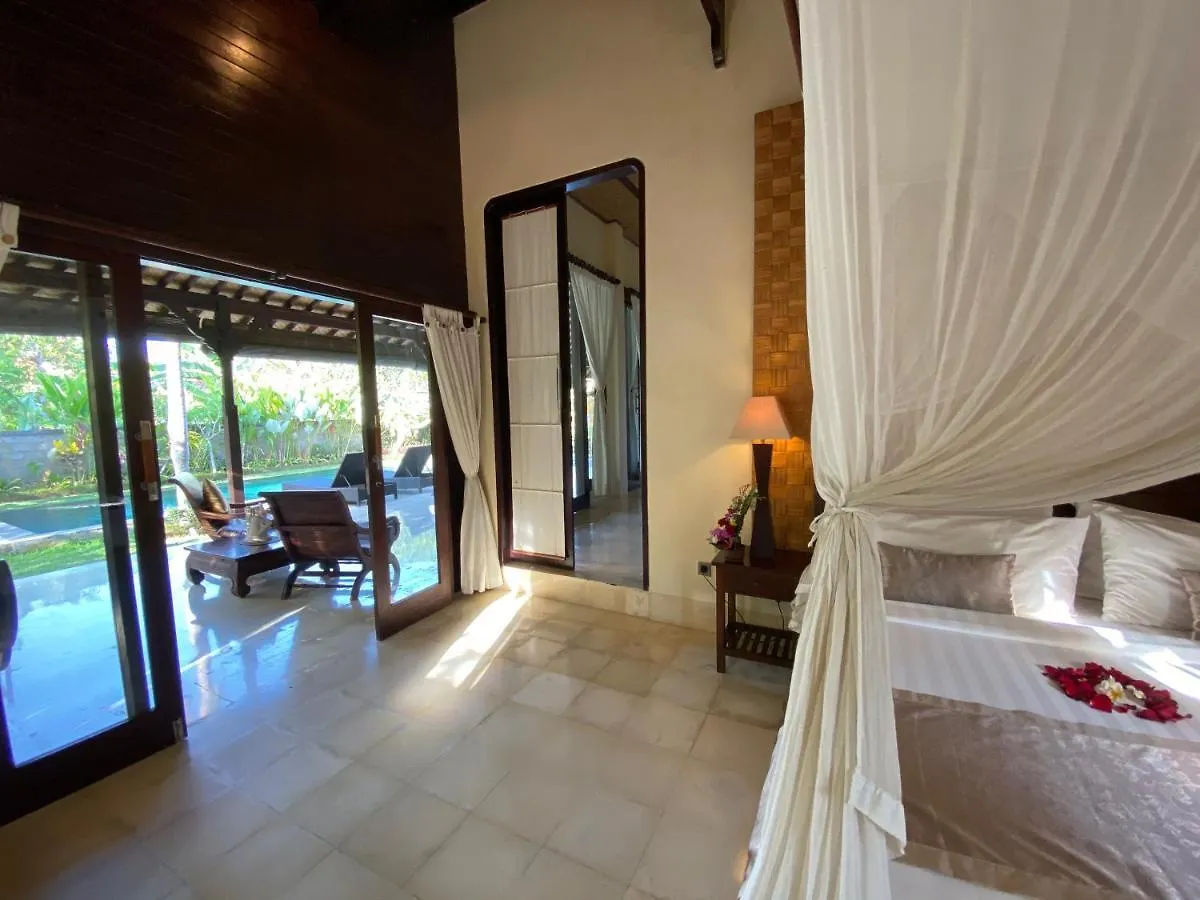 Rumah Dadong Ubud Vila